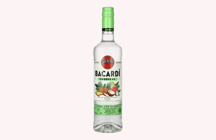 Bacardi TROPICAL Rum And Natural Flavours Liqueur 27% Vol. 0,7l