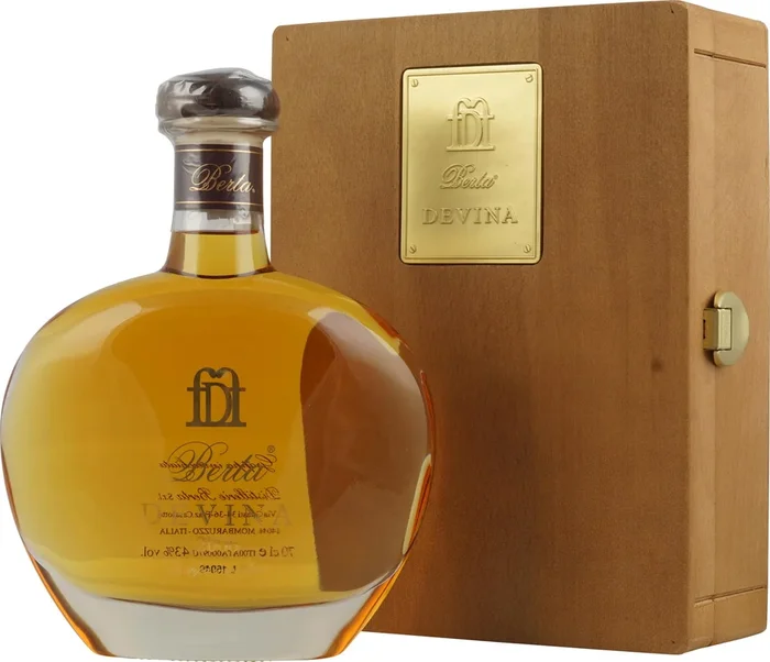 Berta Devina Barrique in Holzkiste 0,7 Liter 43 % Vol.