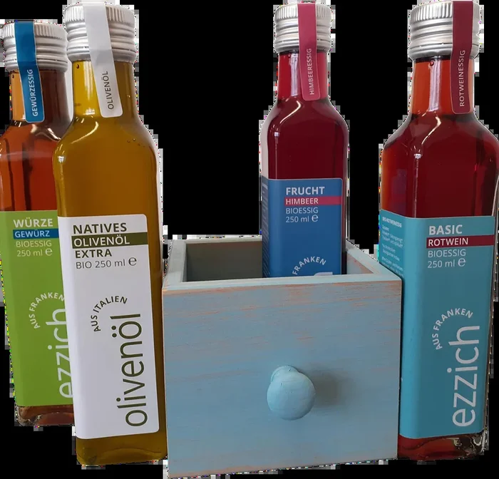 ezzich large drawer – organic vinegar tasting pack (1x raspberry vinegar + 1x red wine vinegar + 1x spiced vinegar + 1x olive oil)