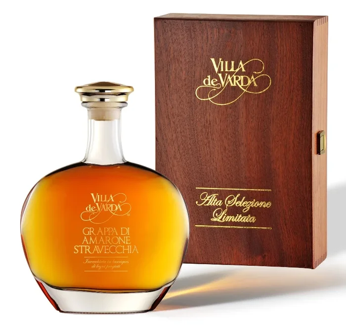 Grappa Amarone Stravecchia inkl. Kästchen aus Mahagoniholz- Villa de Varda