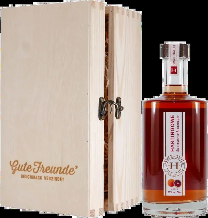 Hartingowe Sicilian Blood Orange Gin Liqueur with wooden gift box