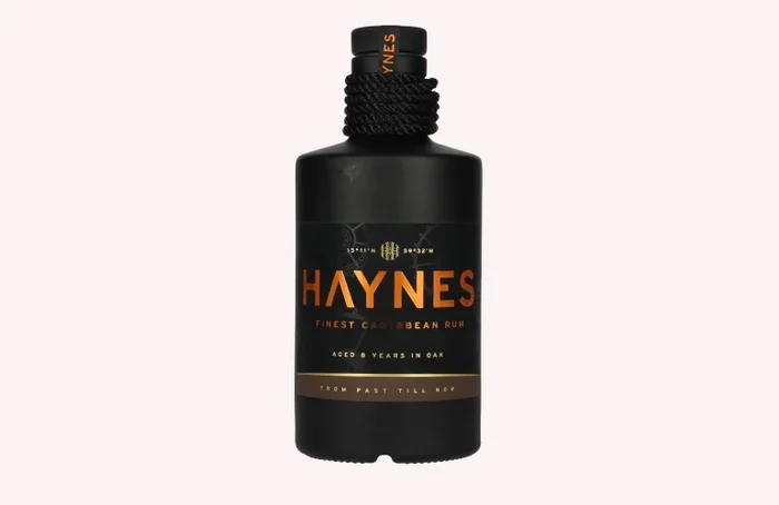 HAYNES 8 Years Old Finest Caribbean Rum 40% Vol. 0,5l