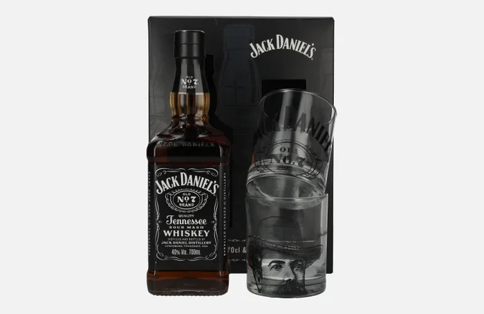 Jack Daniel’s Tennessee Whiskey 40% Vol. 0,7l in Geschenkbox mit 2 Rocks Gläsern