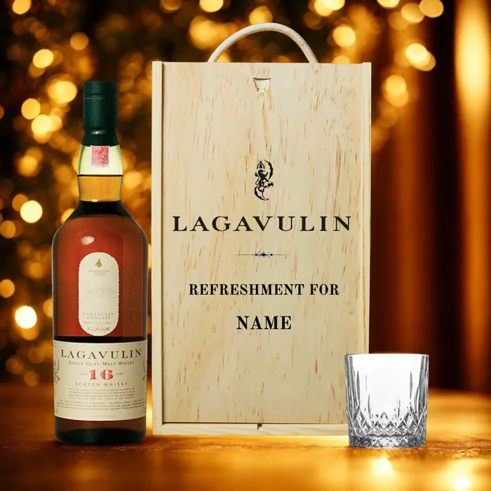Personalised Lagavulin Single Malt Scotch Whisky with Glass Gift Set in Wooden Box – 43% ABV (70cl)