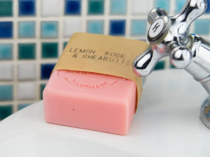 Rose & Jasmin Naturseife