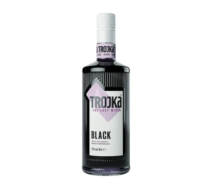 Vodka Trojka Black 70cl | Jetzt im Getraenkeshop kaufen